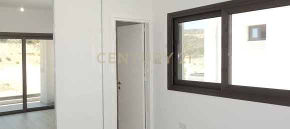 3 Schlafzimmer Villa in Germasogeia, Cyprus, Nr. 705 5