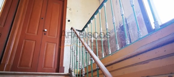 Здание с 10 спальнями в Портиман, Португалия № 133608 4