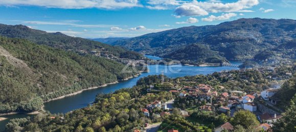 Terrain à Rio Caldo, Portugal 1100m² No. 13065 14