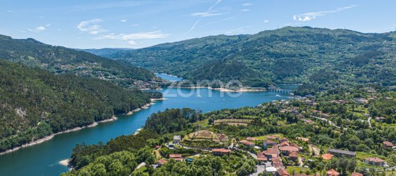 Terrain à Rio Caldo, Portugal 1100m² No. 13065 13