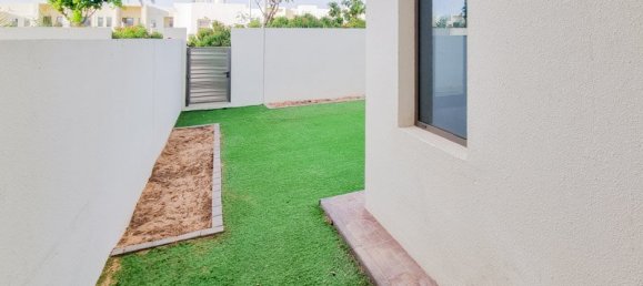 3 Schlafzimmer Villa in Reem, UAE, Nr. 4409 26