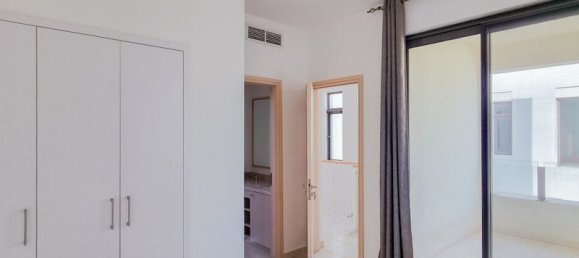 3 Schlafzimmer Villa in Reem, UAE, Nr. 4409 25