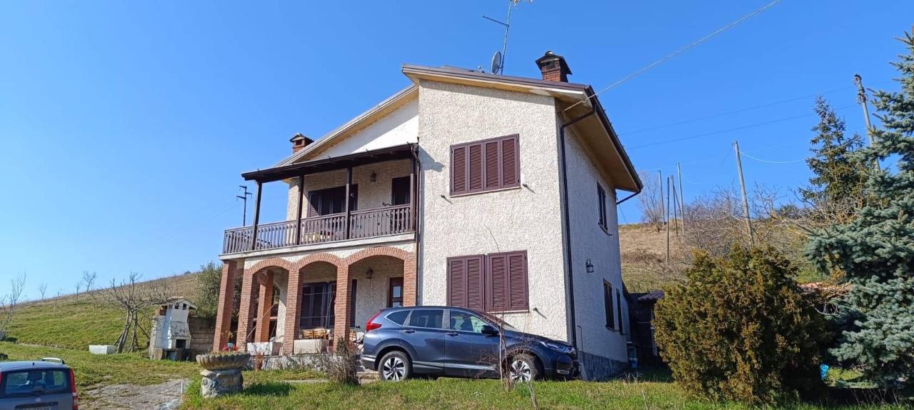 7 rooms Villa in Zavattarello, Italy No. 152492