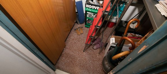 4 bedrooms Apartment in Genoa, Italy No. 337720 16