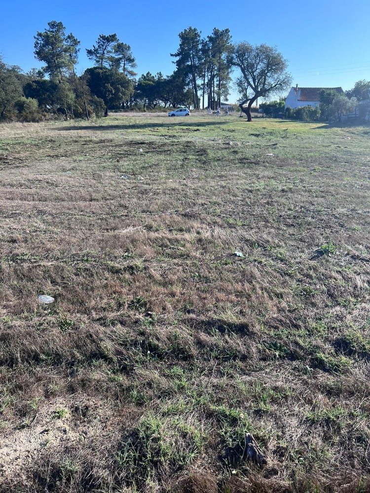  قطعة أرض في Almada, Portugal رقم 229781