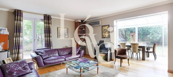 4 chambres Appartement à Charenton-le-Pont, France No. 350143 2