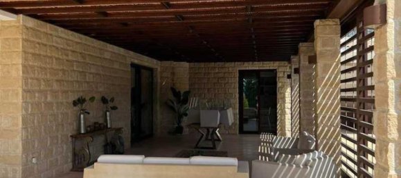 Дом с 4 спальнями в Пафос, Кипр № 13482 10