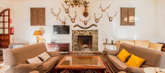 16 bedrooms House in Malaga, Spain No. 159139 6