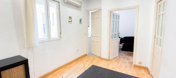 Apartamento de 2 dormitorios en Madrid, Spain No. 169859 6