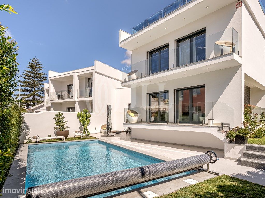 4 bedrooms House in Cascais, Portugal No. 343501
