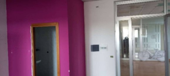 67m² Commercial property in Marcianise, Italy No. 315757 5