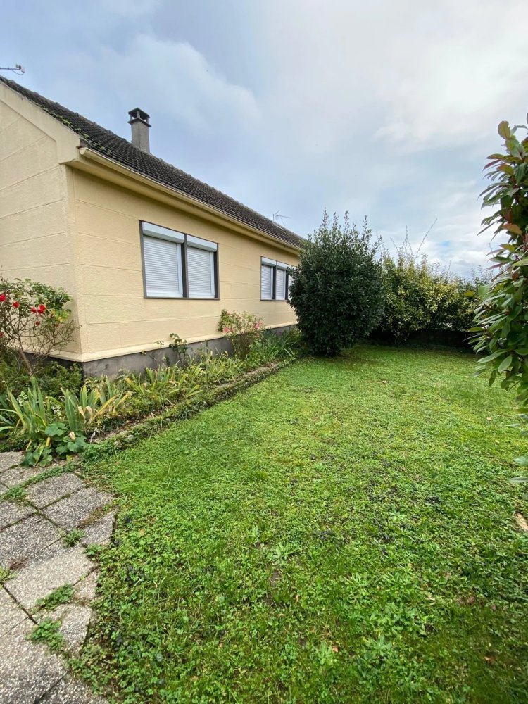 2 bedrooms House in Chambly, France No. 227796