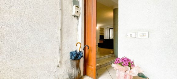 3غرفة شقة في Pella, Italy رقم 105265 8