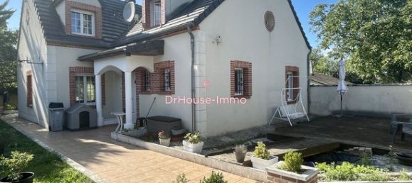 Casa de 5 dormitorios en Gien, France No. 306696 3