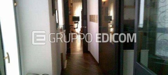 عقار تجاري في Busto Arsizio, Italy 300متر مربع رقم 293290 8