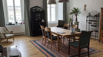 Квартира с 4 комнатами в Винер Нойштадт, Австрия № 198499