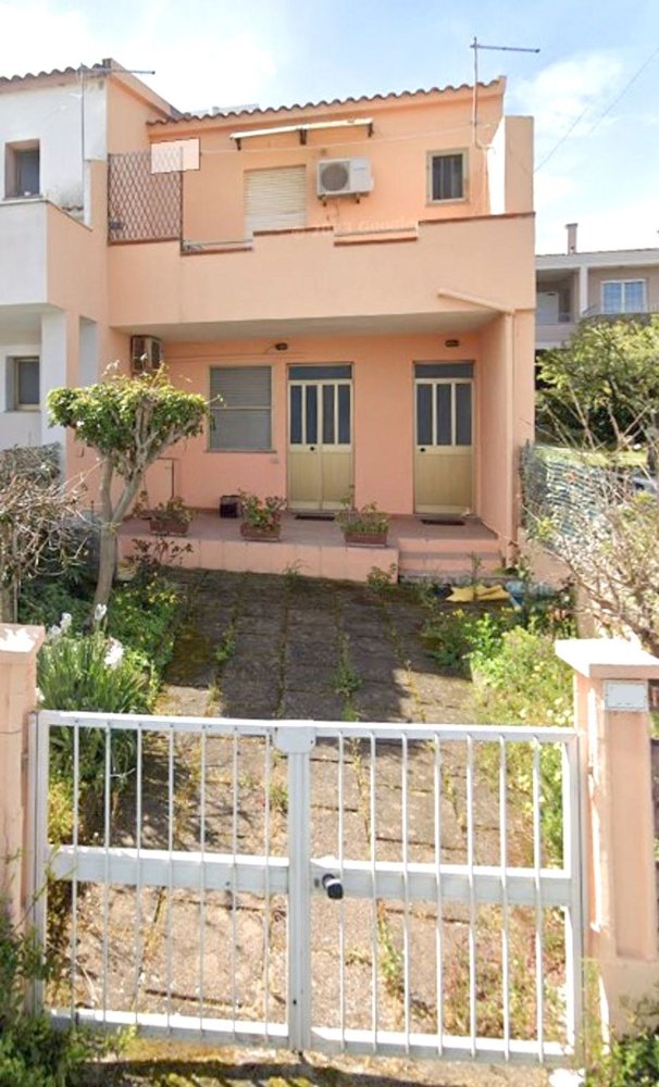 4 rooms House in Valledoria, Italy No. 289731