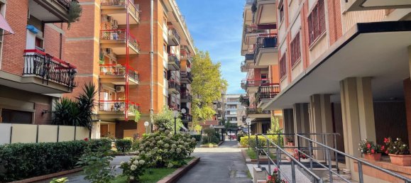 2 bedrooms Apartment in Rome, Italy No. 345128 21