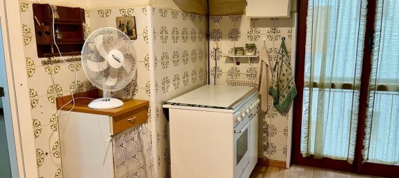 2 bedrooms Apartment in Rome, Italy No. 345128 4