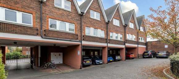 2 غرف نوم شقة في Redhill, United Kingdom رقم 12312 8