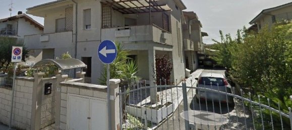 Квартира с 7 комнатами в Читта Сант Анджело, Италия № 182983 31