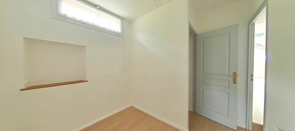 3 bedrooms House in Reugny, France No. 54224 10