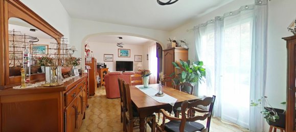 3 bedrooms House in Reugny, France No. 54224 2