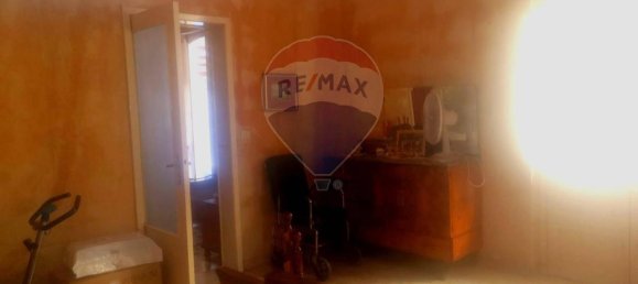 4 rooms Apartment in Misterbianco, Italy No. 62023 6