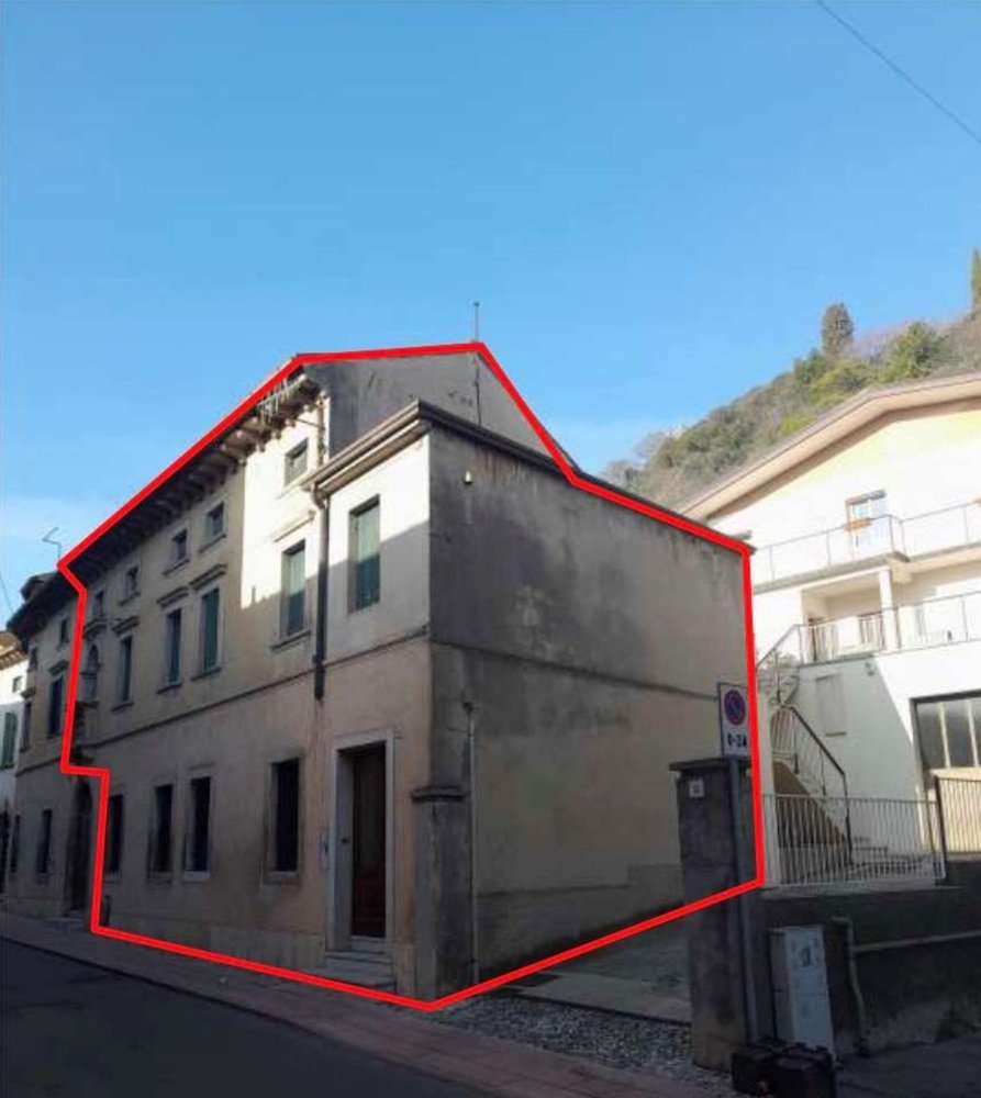 7-salle Appartement à Vittorio Veneto, Italy No. 206465