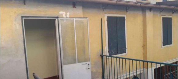 7-salle Appartement à Vittorio Veneto, Italy No. 206465 13