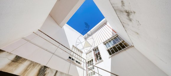 3 bedrooms Villa in Portimao, Portugal No. 100406 9