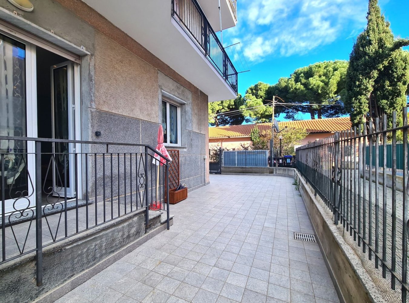 2-Zimmer Wohnung in Albenga, Italy, Nr. 272375