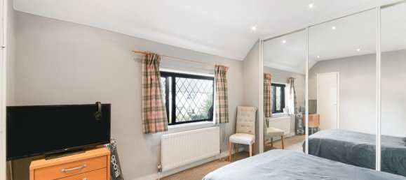 4 bedrooms Commercial property in Surbiton, United Kingdom No. 9949 6