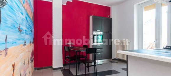 2 Schlafzimmer Wohnung in Turin, Italy, Nr. 279925 10
