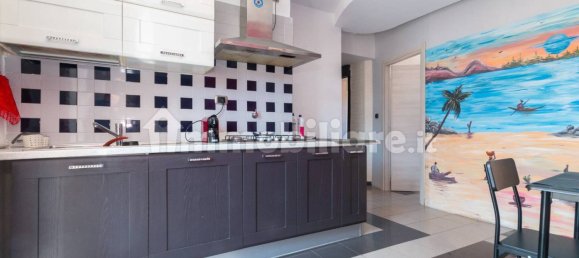 2 Schlafzimmer Wohnung in Turin, Italy, Nr. 279925 6