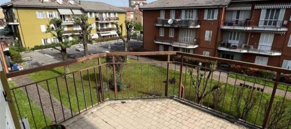 9 rooms Apartment in Mantua, Italy No. 247244 7