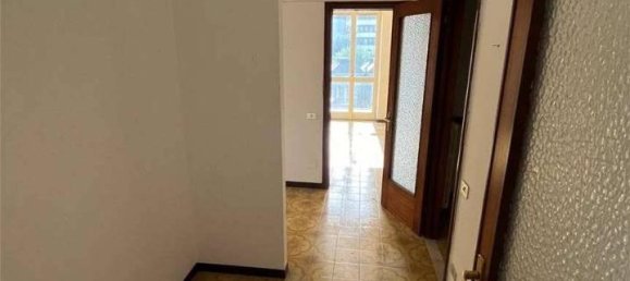 9 rooms Apartment in Mantua, Italy No. 247244 8