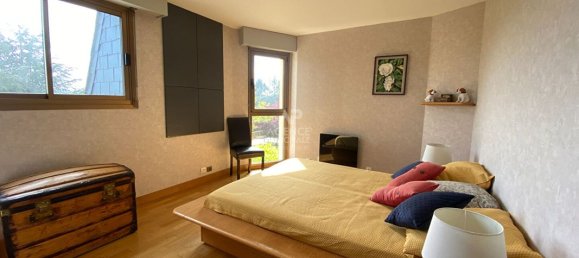 Casa de 5 dormitorios en Cergy, France No. 175504 9