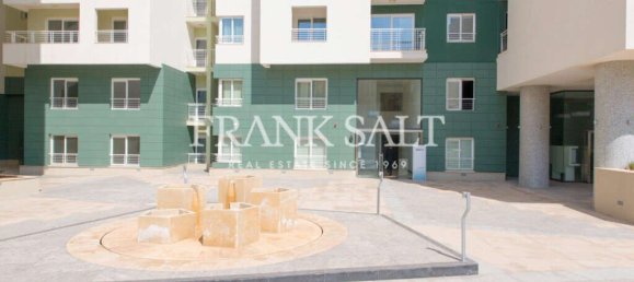 2 bedrooms Apartment in Sliema, Malta No. 6292 2