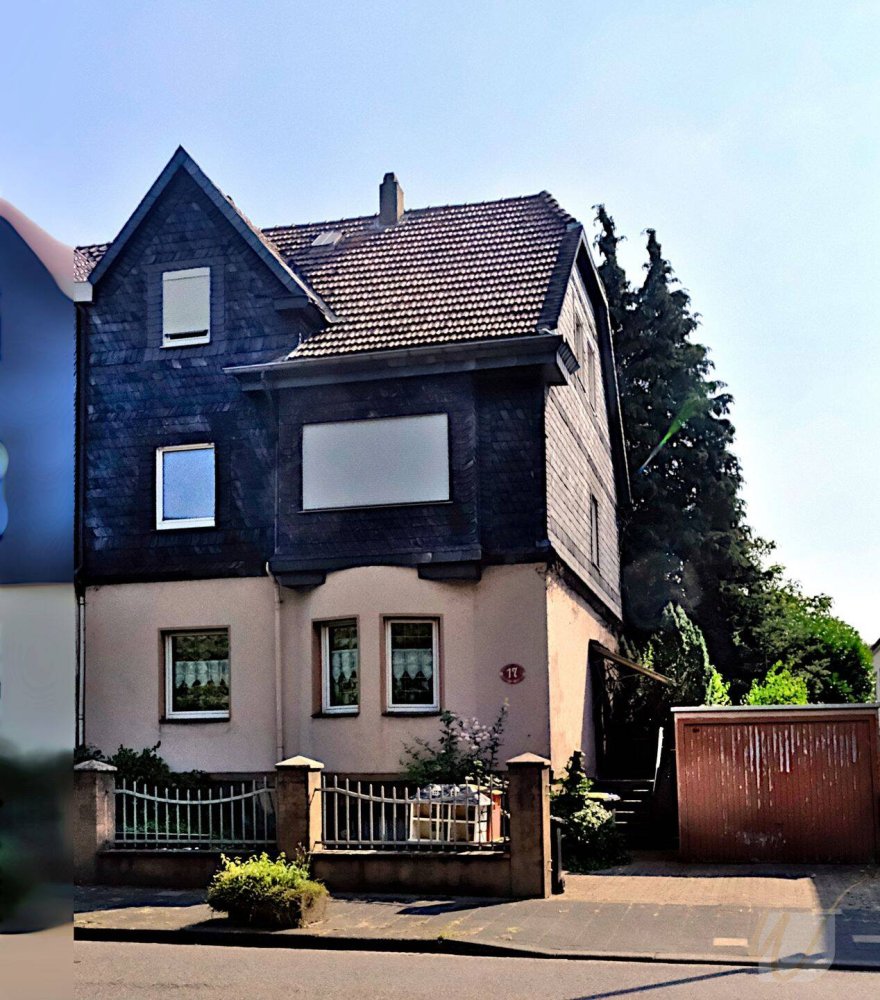 13 rooms Townhouse in Solingen, Germany No. 367756