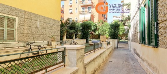 3 bedrooms Apartment in Rome, Italy No. 356447 18