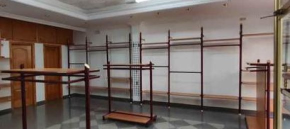 65m² Commercial property in Granada, Spain No. 162415 3