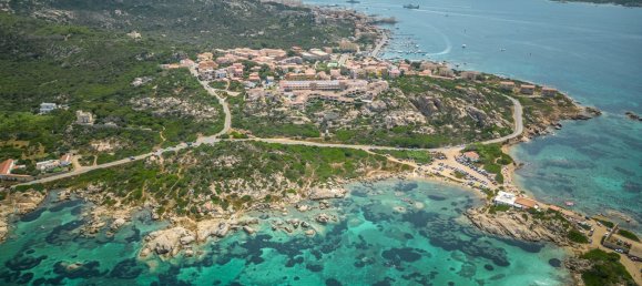 Apartamento de 4 habitaciónes en La Maddalena, Italy No. 280629 29