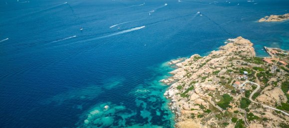 Apartamento de 4 habitaciónes en La Maddalena, Italy No. 280629 31