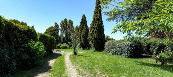 Grundstück in Uzes, France, Nr. 306450 2