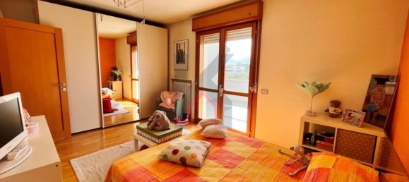 Casa de 9 divisões em Forlì, Italy N.º 230182 51