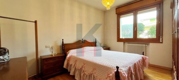 Casa de 9 divisões em Forlì, Italy N.º 230182 77