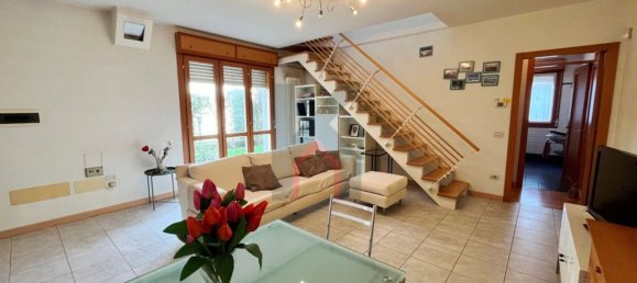 Casa de 9 divisões em Forlì, Italy N.º 230182 52