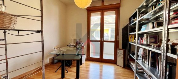 Casa de 9 divisões em Forlì, Italy N.º 230182 73