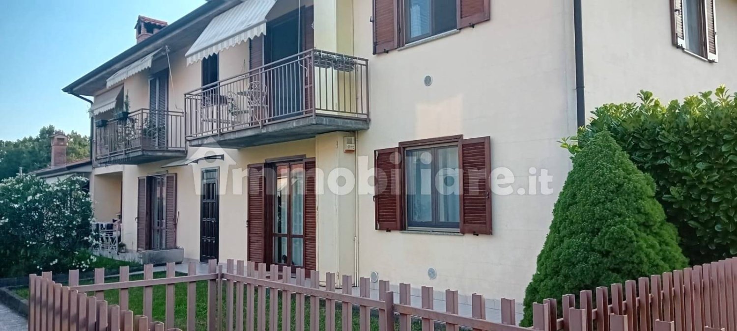 2 bedrooms Apartment in Cenate Sopra, Italy No. 271318